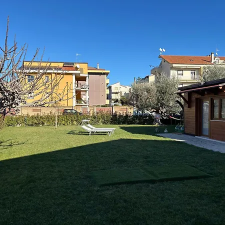 Dependance Con Giardino A Pescara בית נופש *