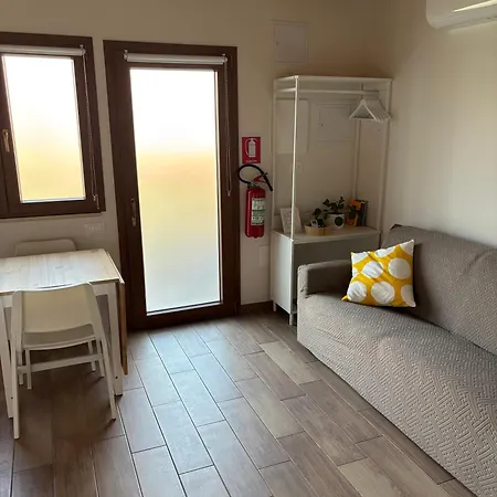 Holiday home Dependance Con Giardino A Pescara Spoltore