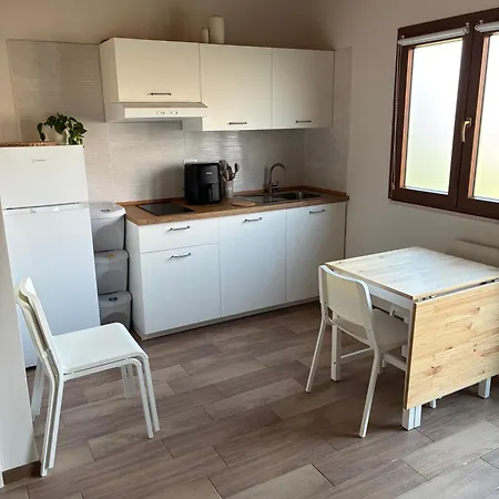 Nyaraló La Depandance Con Giardino Pescara *