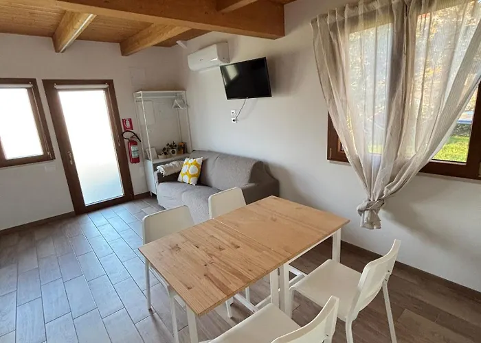 Dependance Con Giardino A Pescara Спольторе